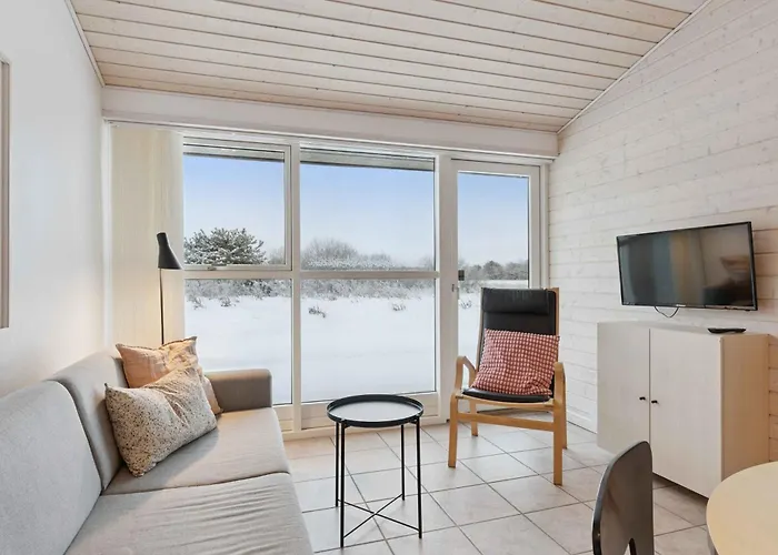 By The Sea And Golf Course Apartman *